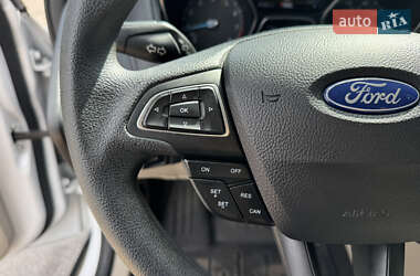 Седан Ford Focus 2017 в 