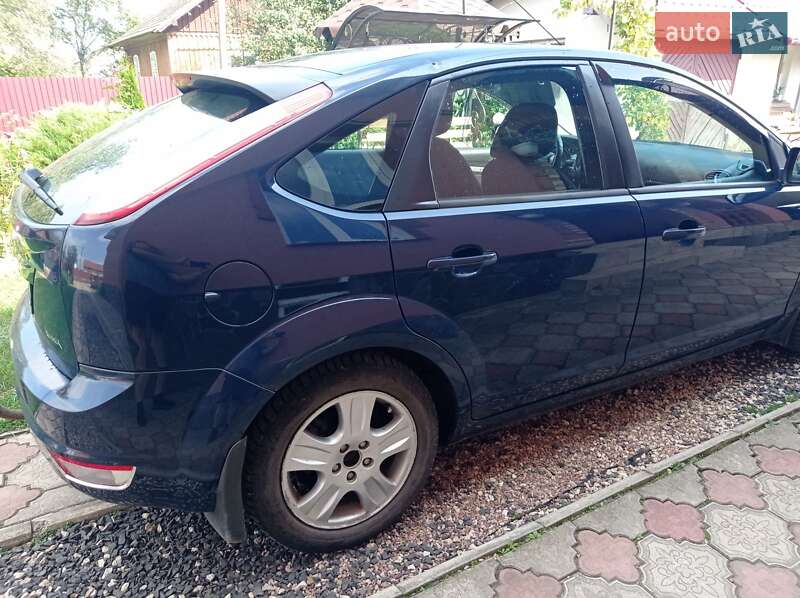 Хэтчбек Ford Focus 2010 в Стрые