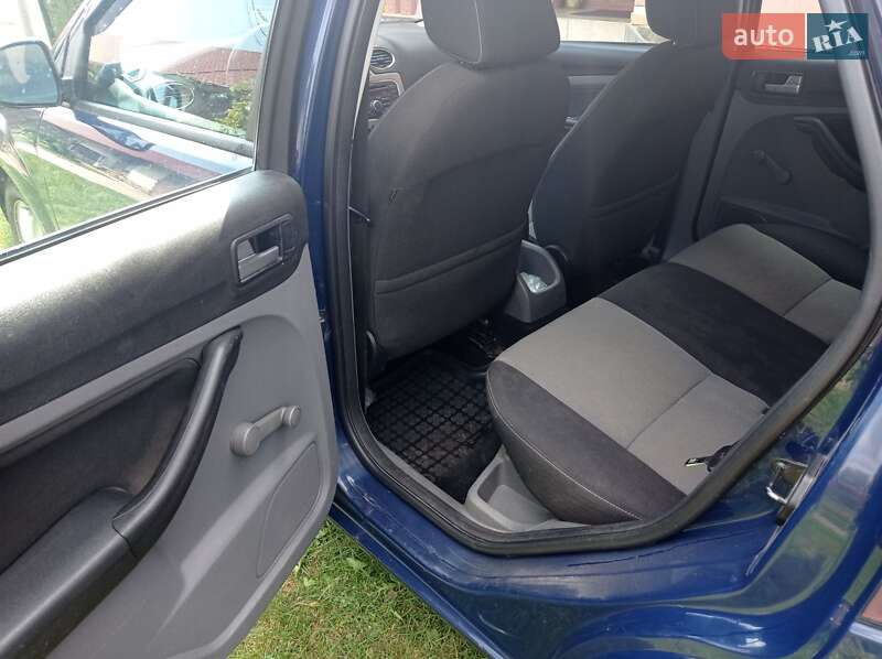 Хэтчбек Ford Focus 2010 в Стрые