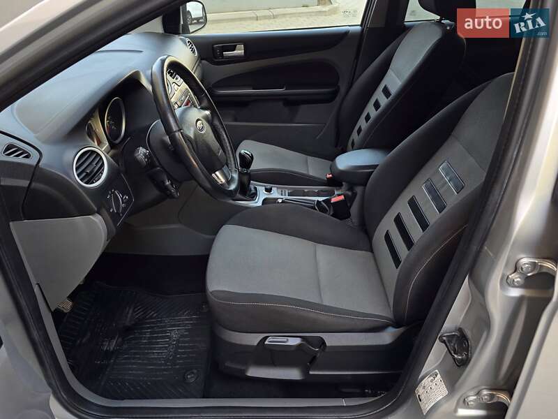 Хетчбек Ford Focus 2011 в Тернополі фото 20 Хетчбек Ford Focus 2011 в Тернополі