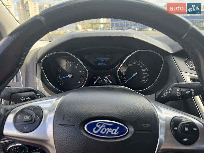 Хэтчбек Ford Focus 2013 в Киеве фото 6 Хэтчбек Ford Focus 2013 в Киеве