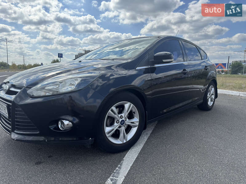 Хэтчбек Ford Focus 2013 в Киеве фото 10 Хэтчбек Ford Focus 2013 в Киеве