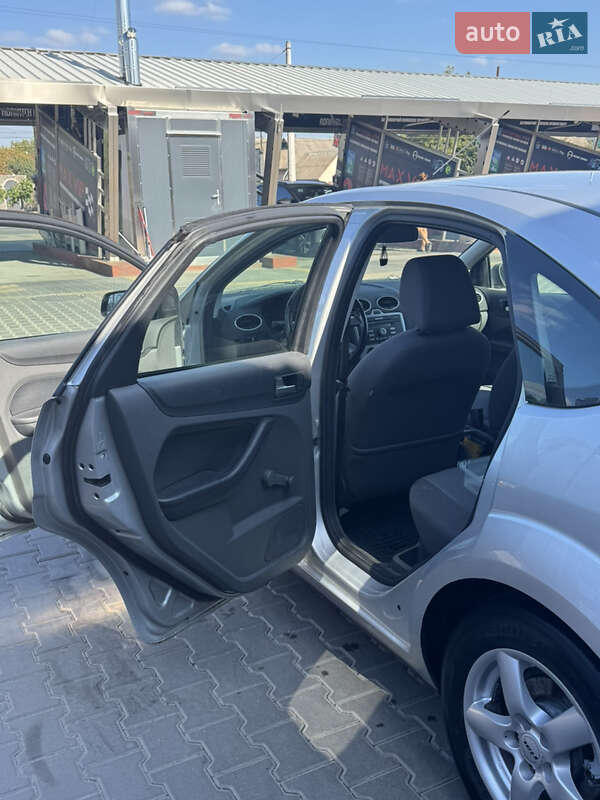 Хэтчбек Ford Focus 2005 в Белой Церкви фото 11 Хэтчбек Ford Focus 2005 в Белой Церкви