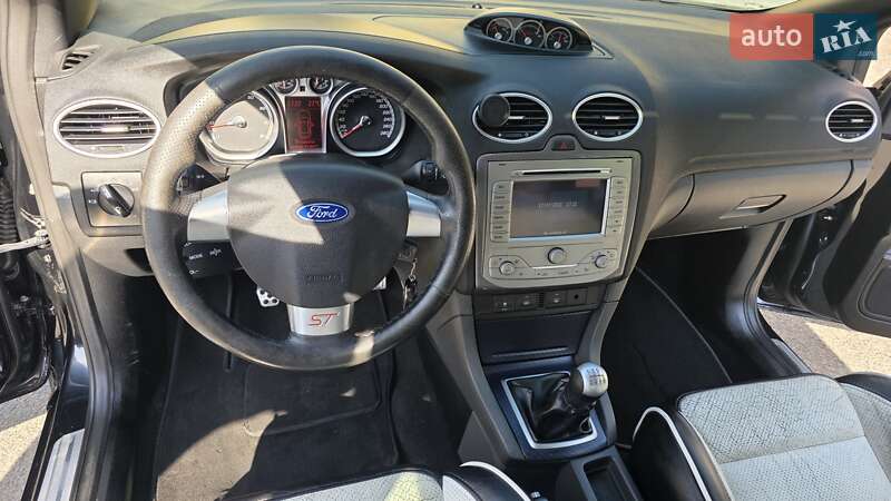 Хэтчбек Ford Focus 2007 в Ужгороде