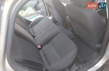 Седан Ford Focus 2015 в 