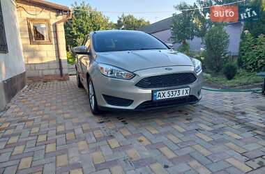 Седан Ford Focus 2015 в 