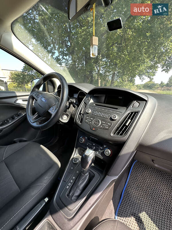 Хэтчбек Ford Focus 2016 в Полтаве
