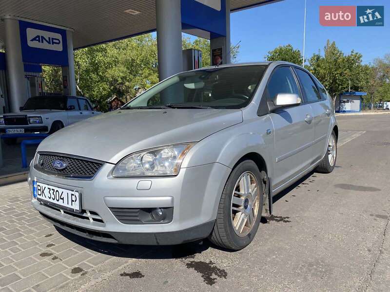 Хэтчбек Ford Focus 2007 в 