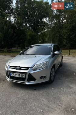 Универсал Ford Focus 2014 в 