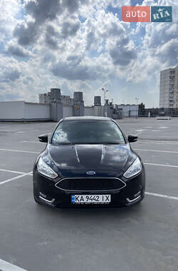 Седан Ford Focus 2017 в Киеве