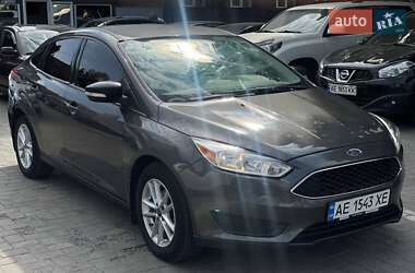 Седан Ford Focus 2015 в 