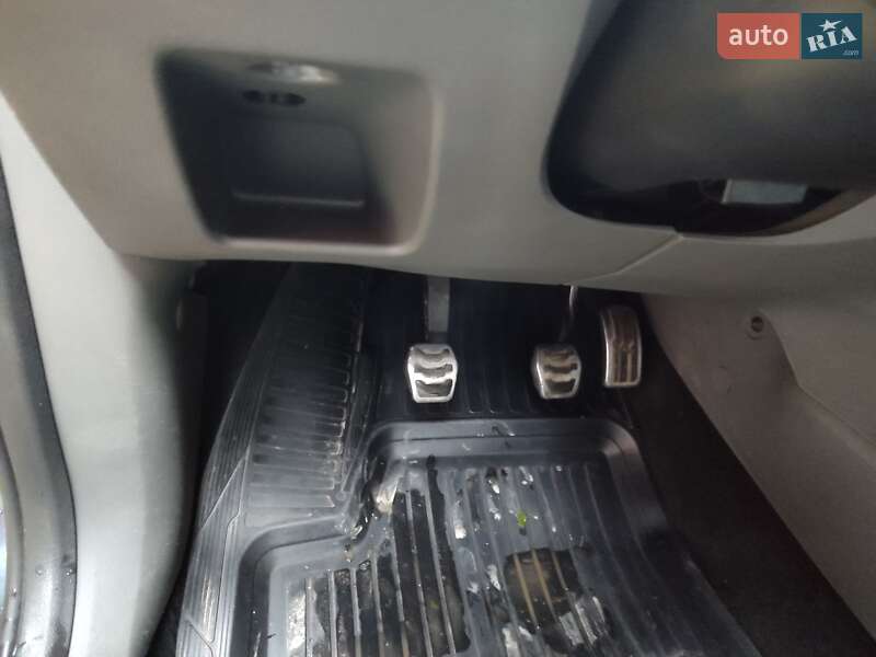 Универсал Ford Focus 2009 в Сколе фото 16 Универсал Ford Focus 2009 в Сколе