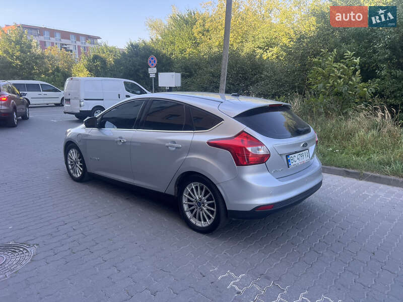 Хэтчбек Ford Focus 2011 в Львове фото 9 Хэтчбек Ford Focus 2011 в Львове