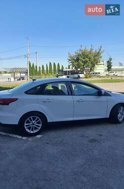 Седан Ford Focus 2018 в 