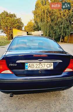 Седан Ford Focus 2002 в 