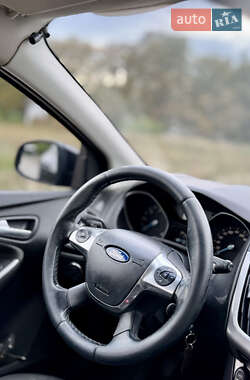 Универсал Ford Focus 2012 в 