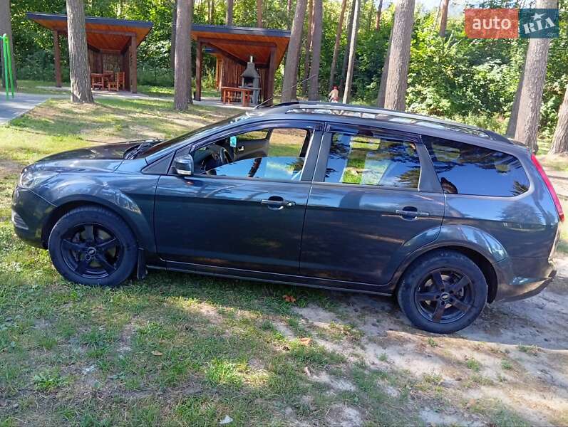 Універсал Ford Focus 2008 в Глухові