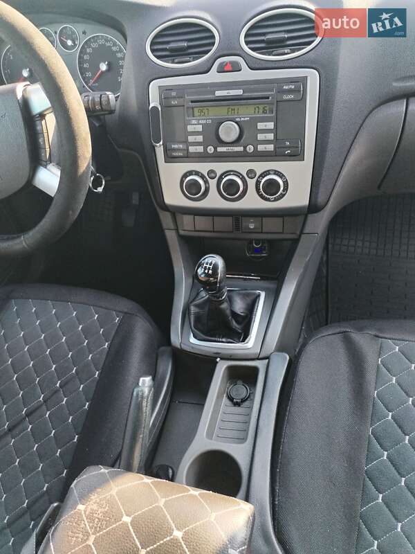 Хетчбек Ford Focus 2006 в Одесі