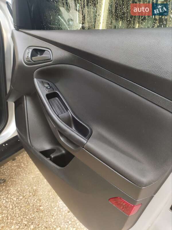Седан Ford Focus 2015 в Харькове фото 13 Седан Ford Focus 2015 в Харькове