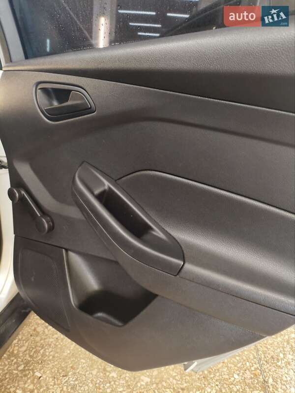 Седан Ford Focus 2015 в Харькове фото 23 Седан Ford Focus 2015 в Харькове