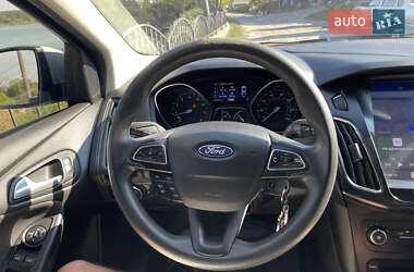 Седан Ford Focus 2015 в Черкассах