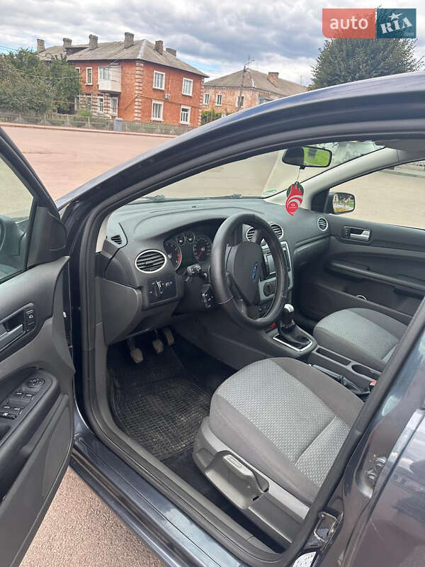 Универсал Ford Focus 2006 в Городне