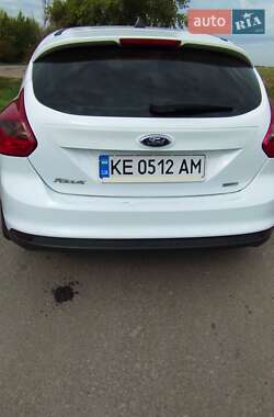 Хэтчбек Ford Focus 2013 в 