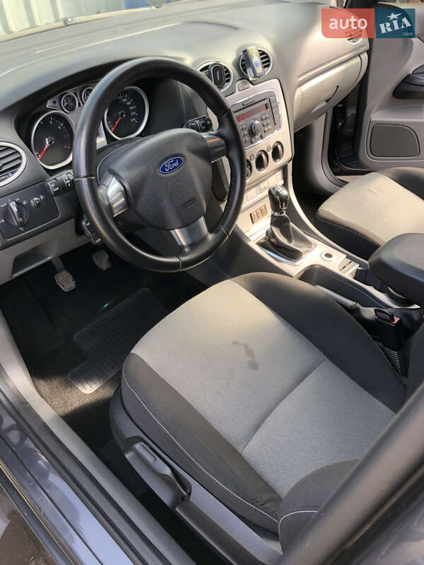 Хэтчбек Ford Focus 2010 в Полтаве фото 17 Хэтчбек Ford Focus 2010 в Полтаве