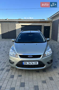 Универсал Ford Focus 2010 в 