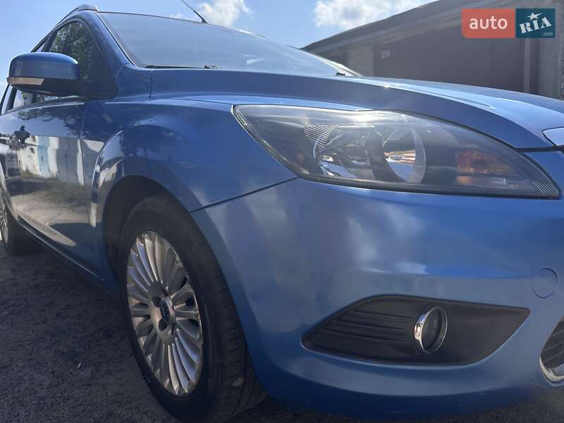 Универсал Ford Focus 2010 в Нетешине