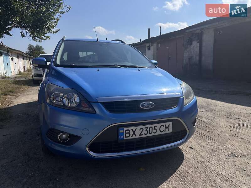 Универсал Ford Focus 2010 в Нетешине