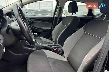 Седан Ford Focus 2013 в 