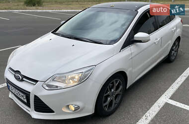 Седан Ford Focus 2012 в 