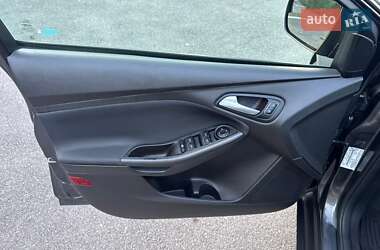 Хэтчбек Ford Focus 2017 в 
