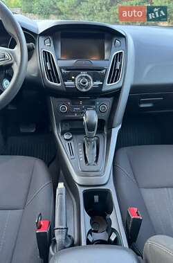 Хэтчбек Ford Focus 2017 в 