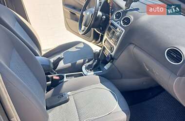 Хетчбек Ford Focus 2006 в 