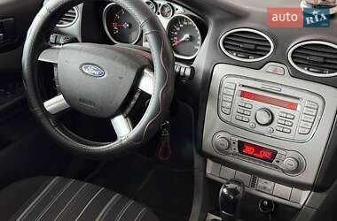 Седан Ford Focus 2008 в 