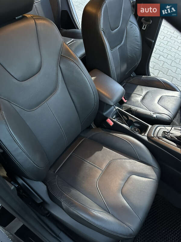 Хэтчбек Ford Focus 2014 в Львове фото 15 Хэтчбек Ford Focus 2014 в Львове