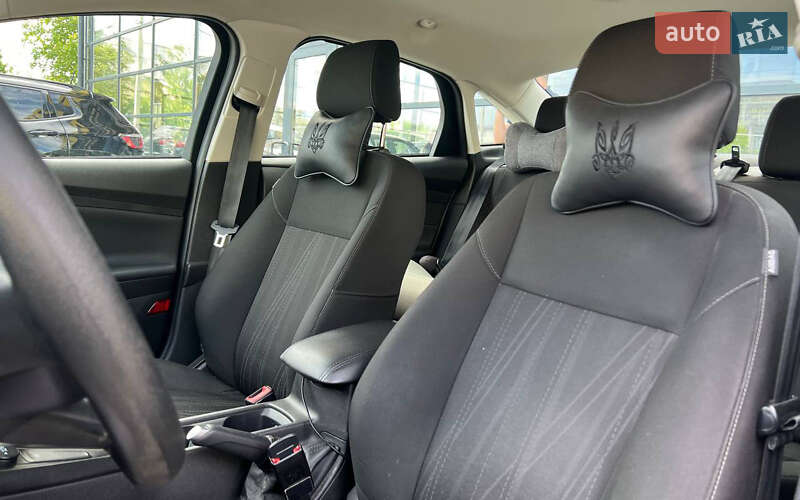 Седан Ford Focus 2018 в Ивано-Франковске фото 9 Седан Ford Focus 2018 в Ивано-Франковске