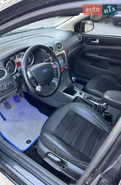 Универсал Ford Focus 2010 в 