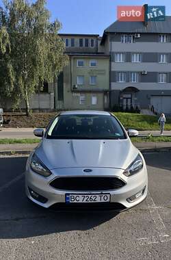 Хэтчбек Ford Focus 2016 в 