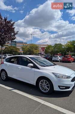 Хэтчбек Ford Focus 2016 в 