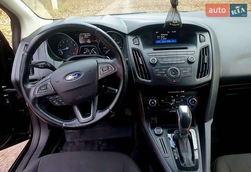 Седан Ford Focus 2015 в Первомайську фото 2 Седан Ford Focus 2015 в Первомайську