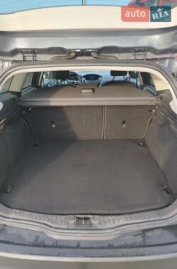 Универсал Ford Focus 2011 в 