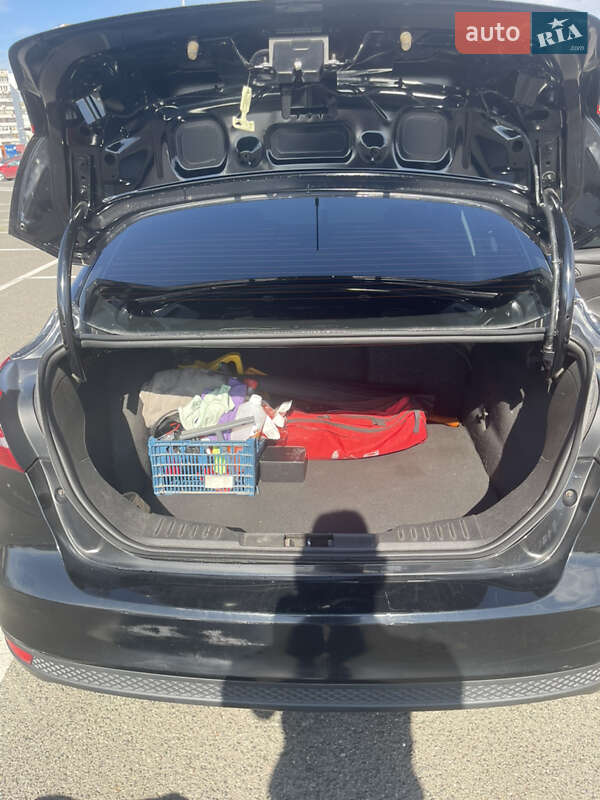 Седан Ford Focus 2016 в Києві фото 12 Седан Ford Focus 2016 в Києві