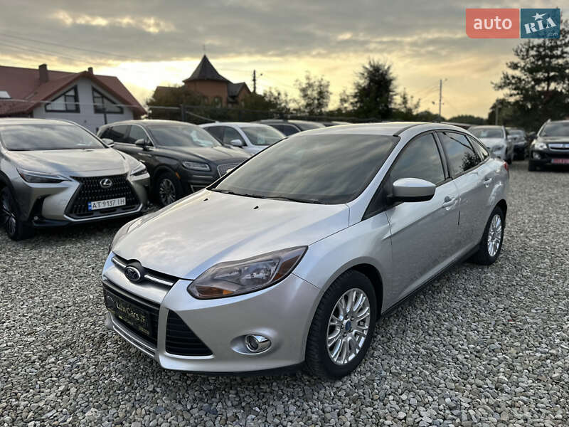 Седан Ford Focus 2012 в Ивано-Франковске