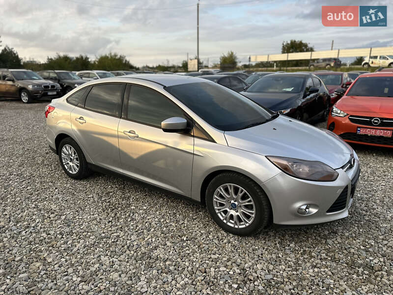 Седан Ford Focus 2012 в Ивано-Франковске