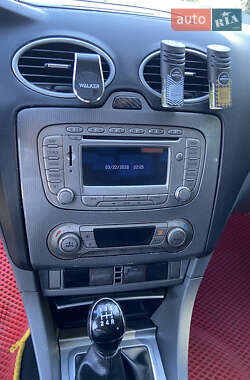 Универсал Ford Focus 2010 в 