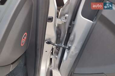 Хетчбек Ford Focus 2013 в 
