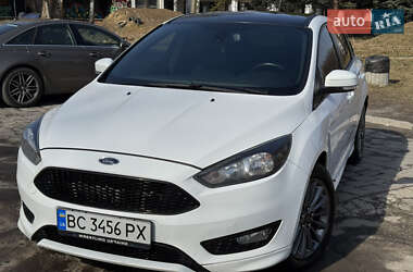 Хетчбек Ford Focus 2018 в 